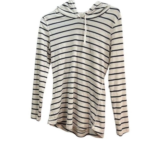 Eddie Bauer size M long sleeve hooded striped tee. - Picture 2 of 5